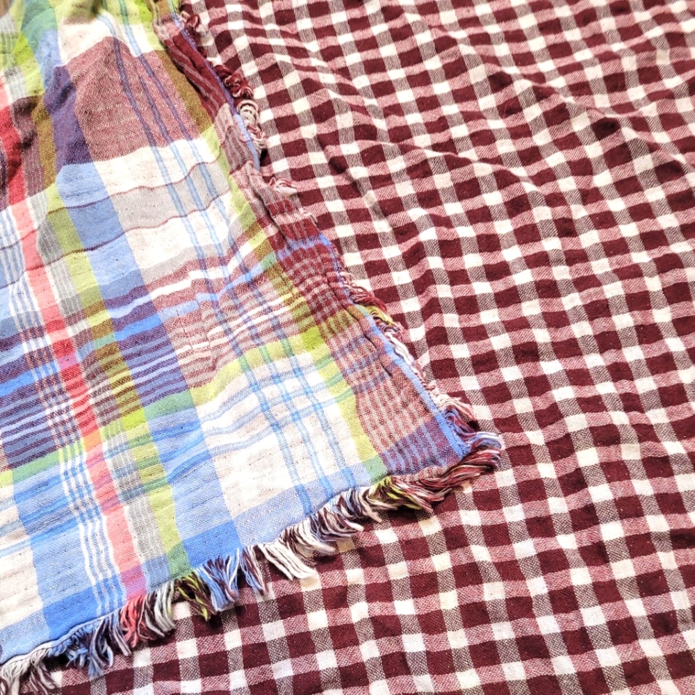 🍒 4/$20 🍒 | Hollister | Reversable Scarf